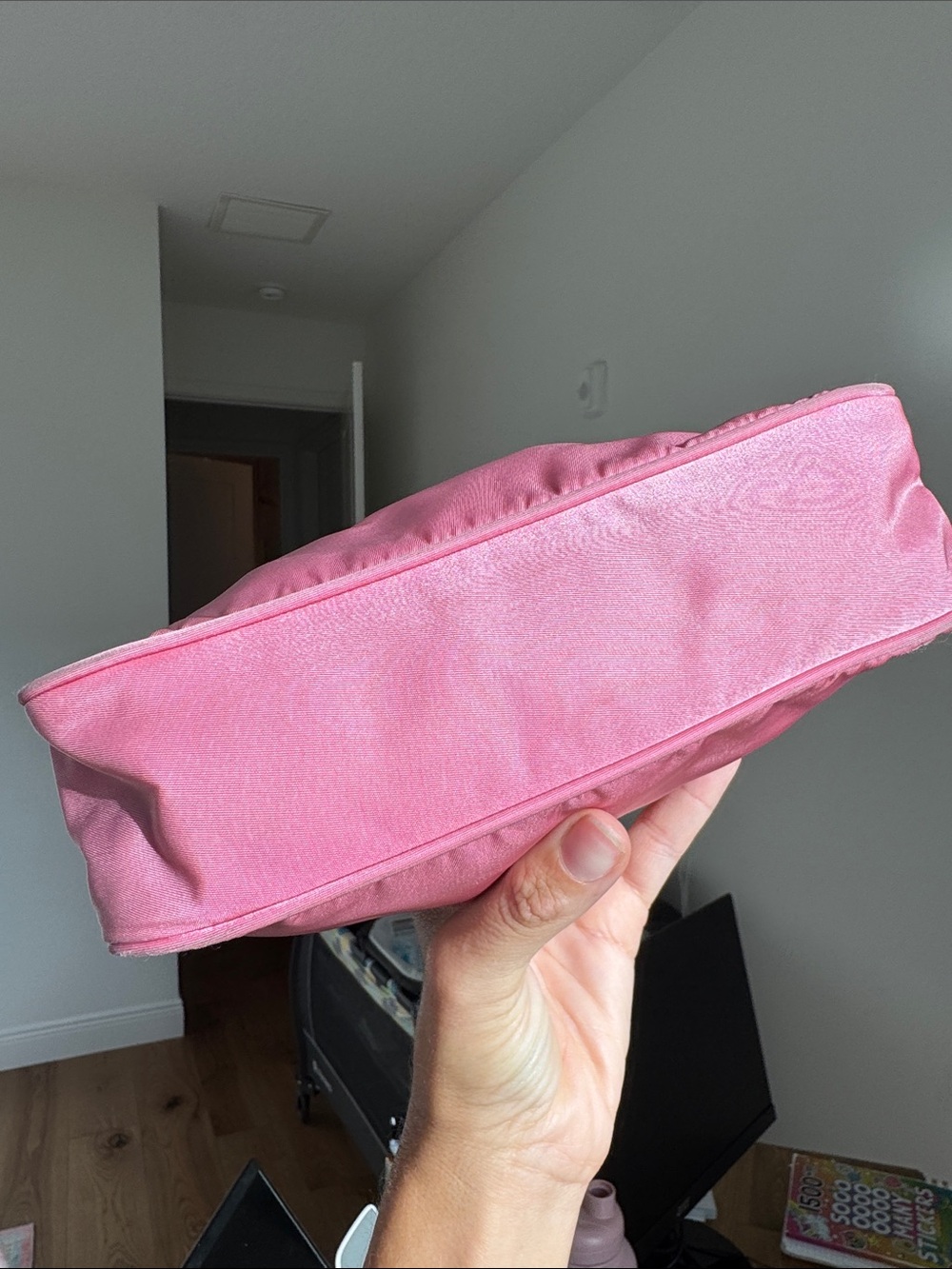 Authentic Prada Re-Edition 2000 Pink Nylon Shoulder Bag - Picture 11 of 17